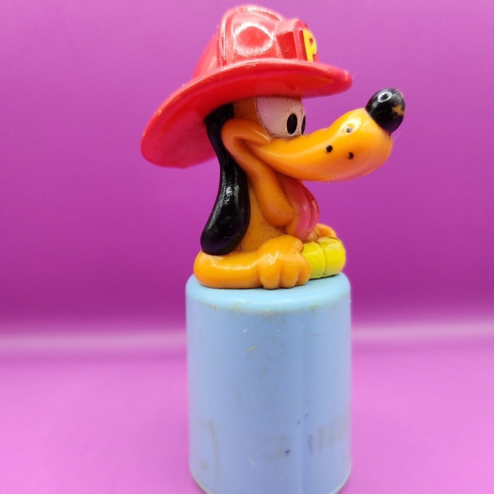 Vintage 80s Disney Pluto Fireman Shape Sorter Replacement 3.5" - Picture 2 of 6